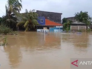 Banjir di Jayanti Tangerang Capai 4 Meter, 500 Orang Mengungsi