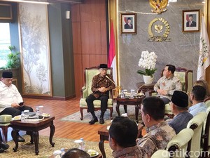 Mendes Temui Ketua DPD, Bahas Masalah Desa Dalam Kawasan Hutan