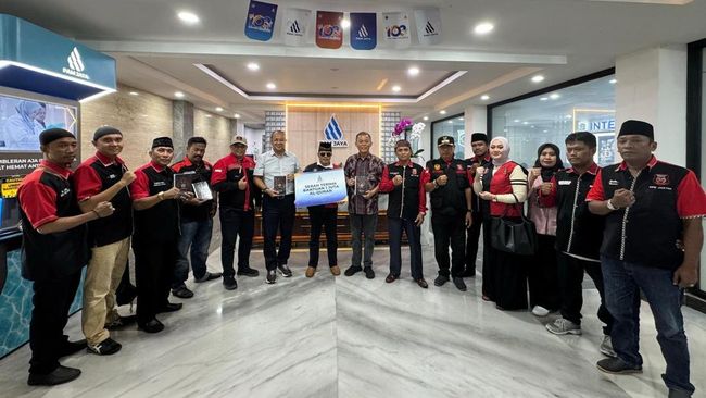 Mantap! PAM JAYA Beri Bantuan 1 Juta Al-Qur'an untuk Sumatera