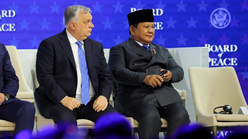 Presiden Prabowo Subianto saat menyampaikan pidato kunci (keynote speech) dalam World Economic Forum (WEF) 2026 di Davos, Swiss, Kamis (22/1/2026). (REUTERS/Denis Balibouse)