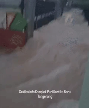 Cerita Warga Saat Kali Angke Meluap Terjang Permukiman di Tangerang