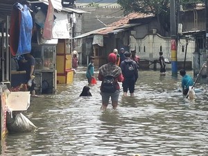 Berkurang, Banjir Jakarta Rendam 59 RT dan 4 Ruas Jalan Sabtu Sore