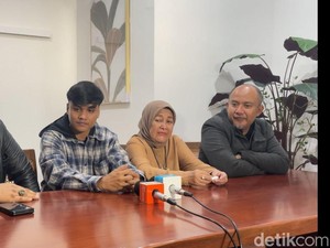 Ressa Rizky Iri Lihat Denada Perjuangkan Aisha