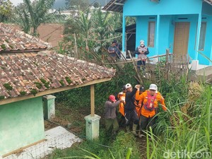 Total 11 Jenazah Korban Longsor Cisarua Ditemukan, 79 Orang Masih Hilang