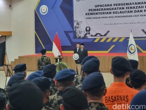 Kementerian KP Beri Beasiswa Pendidikan ke Anak Korban Pesawat ATR 42-500