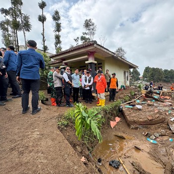 Potret Terkini Longsor di Desa Pasirlangu Bandung, 11 Orang Tewas
