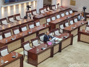 Fit & Proper Test Calon Deputi Gubernur BI, Dicky Ungkap Tantangan Ekonomi 8%