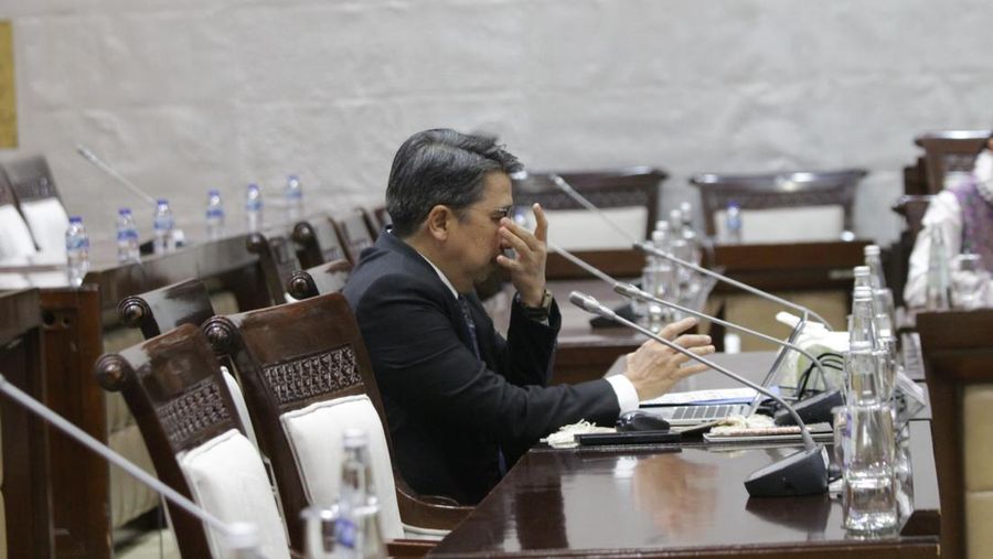 Komisi XI DPR RI melakukan uji kelayakan dan kepatutan alias fit and proper test terhadap Dicky Kartikoyono sebagai calon Deputi Gubernur Bank Indonesia, Jakartad, Senin (26/1/2026). (CNBC Indonesia/Muhammad Sabki)