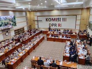 Fraksi NasDem Setuju Polri Tetap di Bawah Presiden Langsung