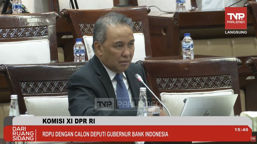 Komisi XI DPR RI melakukan uji kelayakan dan kepatutan alias fit and proper test terhadap Dicky Kartikoyono sebagai calon Deputi Gubernur Bank Indonesia, Jakartad, Senin (26/1/2026). (Tangkapan layar youtube TV Parlemen)