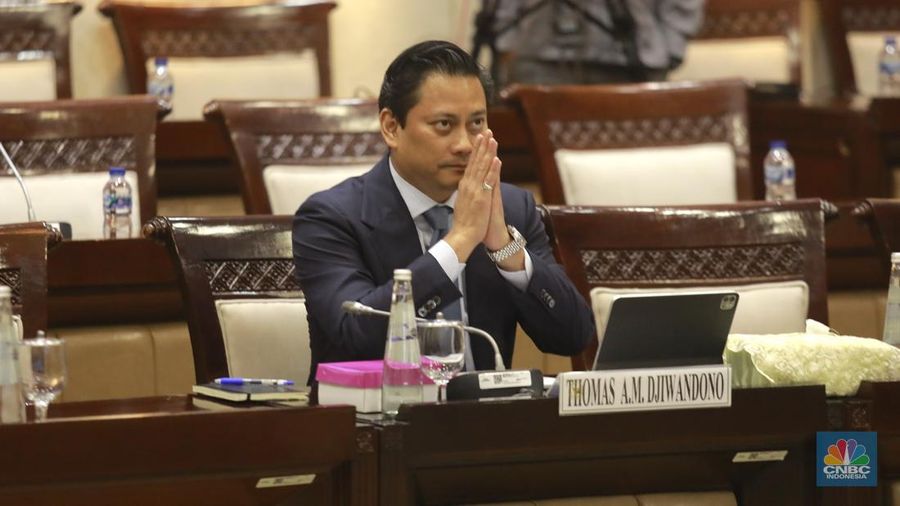 Komisi XI DPR RI melakukan uji kelayakan dan kepatutan alias fit and proper test terhadap Thomas Djiwandono sebagai calon Deputi Gubernur Bank Indonesia, Jakarta, Senin (26/1/2026). (CNBC Indonesia/Muhammad Sabki)