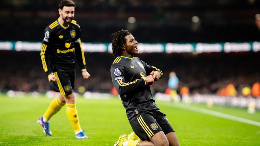 Pemain Manchester United Patrick Dorgu merayakan golnya ke gawang Arsenal di Stadion Emirates, London, Senin (26/1/2026) dini hari WIB. (Dokumentasi Manchester United)