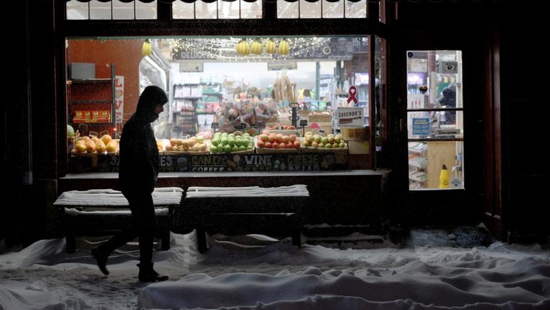 Penampakan salju tebal selimuti sebagian besar wilayah AS, Minggu (25/1/2026). (REUTERS/Jeenah Moon)