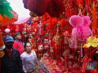 7 Ide Usaha Laris Manis Jelang Imlek: Hitung Modal, Untung, dan Risiko