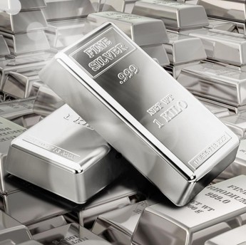 Bikin Kaget! Harga Perak dalam Setahun Sudah Terbang Segini