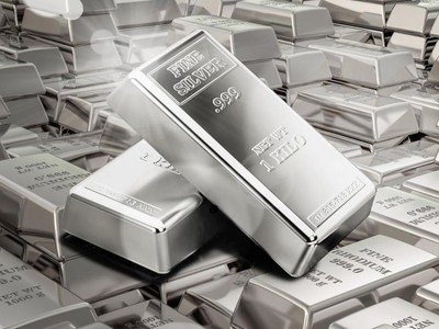 Bangkit! Harga Perak Kian Kinclong, Melesat Nyaris 5%