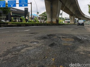 Bina Marga Perbaiki 11.228 Titik Jalan Berlubang di DKI, Terbanyak di Jaktim