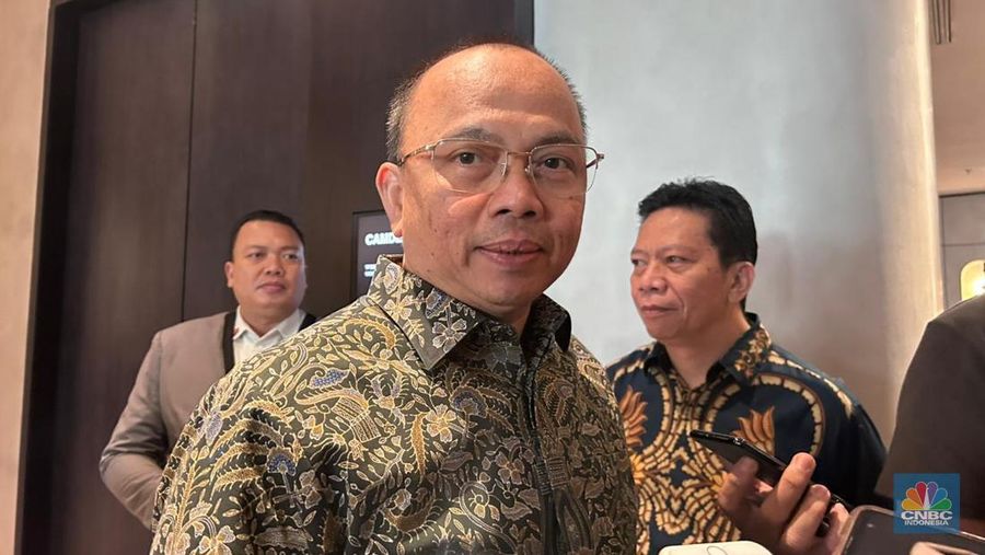 Direktur Jenderal Pengelolaan Kelautan KKP, Koswara saat ditemui usai acara Peluncuran Program Tropical Forest and Coral Reef Conservation Act (TFCCA) di Jakarta, Selasa (27/1/2026). (CNBC Indonesia/Martyasari Rizky)