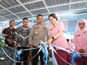Layani 3 Ribu Siswa, SPPG II Polres Kediri di Plosoklaten Resmi Beroperasi