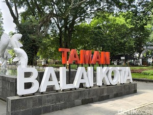 Oase Hijau di Balai Kota Bandung, Tempat Nyaman Melepas Penat