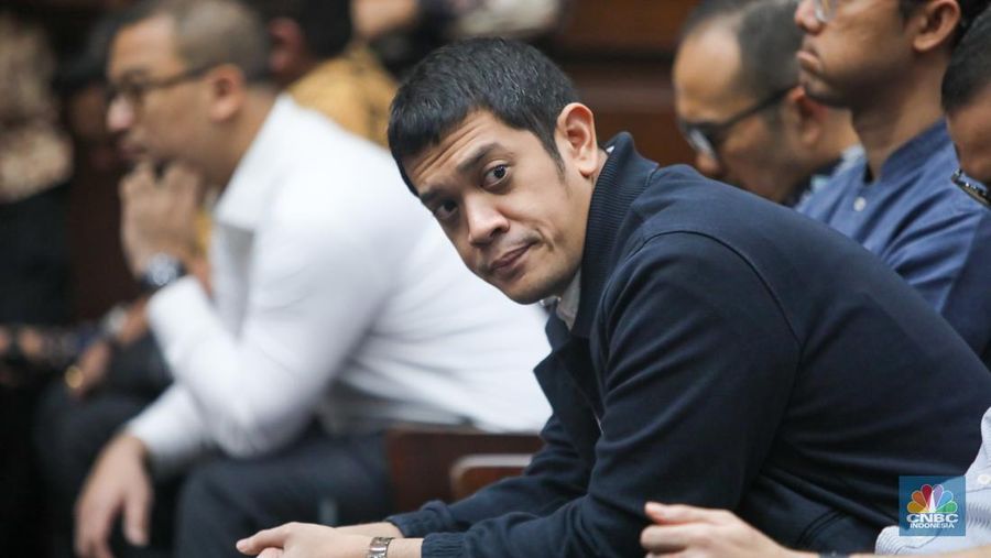 Terdakwa kasus dugaan korupsi tata kelola minyak mentah dan produk kilang Pertamina, Kerry Adrianto Riza di Pengadilan Tindak Pindana Korupsi (Tipikor), Jakarta, Selasa (27/1/2026). (CNBC Indonesia/Faisal Rahman)