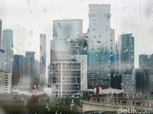 Surabaya dan Sidoarjo Hujan di Tengah Kemarau, Begini Penjelasan BMKG
