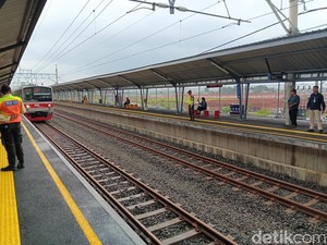 Baru Diresmikan, Stasiun Jatake Masih Sepi di Hari Pertama Operasi