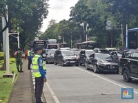 Mulai Macet, Arus Lalin Rute Ini Dialihkan Efek Massa Demo Berdatangan