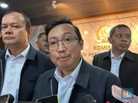 Penyebab Jabodetabek Diguyur Hujan Malam-Pagi Hari, BMKG Ingatkan Ini