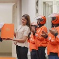 Seru! Shopee Super Awards 2025 Kasih Kejutan di Depan Rumah & Kantor