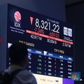 Potret IHSG Ambruk 7% Lebih, Seluruh Sektor Memerah