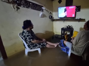Warga Bidara Cina Jaktim Keluhkan Banjir 2 Hari Belum Surut