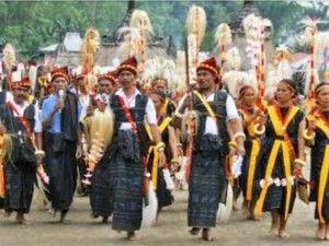 Upacara Reba di Kampung Adat Gurusina, Warisan Leluhur Pemersatu Warga Ngada