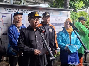 Pramono Lanjutkan Normalisasi Ciliwung Usai Mandek 2017, Kurangi Banjir 40%