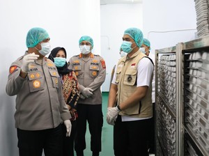 Tinjau SPPG, Kapolda Viktor Pastikan Kualitas dan Pelayanan MBG di Babel