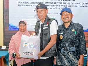 Wamensos Salurkan Bantuan ATENSI untuk Lansia & Disabilitas di Pemalang