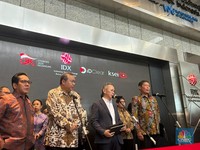 Bos OJK Buka-Bukaan Soal Trading Halt Hingga Buyback
