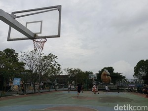 Warga Banjarmasin Protes Lapangan Basket Dikenakan Tarif, Ini Kata Dispora