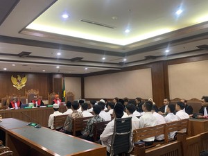 23 Terdakwa Kasus Kericuhan Demo Agustus Divonis Masa Percobaan 10 Bulan