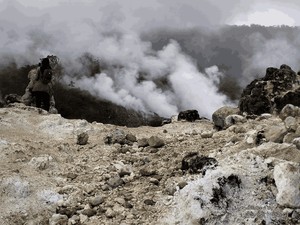Menyusuri Kawah Ratu, Pesona Lereng Gunung Salak di Akhir Pekan