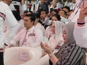 Eks Ketua NasDem Sulsel Rusdi Masse Gabung PSI, Sang Istri Menangis
