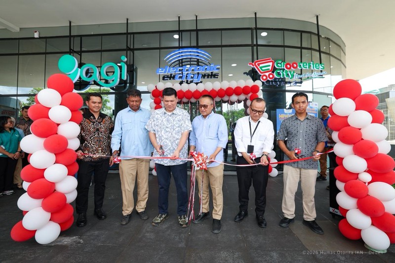 Bank Artha Graha Internasional (BAGI) bersama Electronic City dan Grooceries City resmi hadir untuk melayani masyarakat serta pelaku usaha di IKN. (Dok. HUmas OIKN)