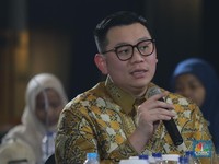 Demam Emas Antam! Antrean Mengular hingga Muncul Bisnis Jastip