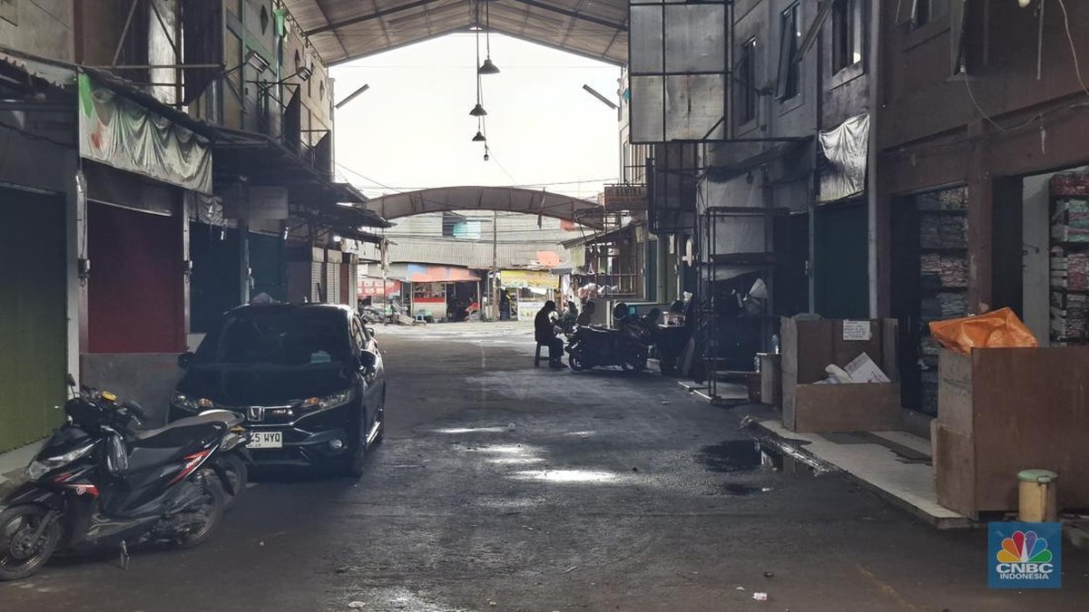 Pasar Tekstil Legendaris di Tangerang Sepi, Pembeli Hilang Misterius