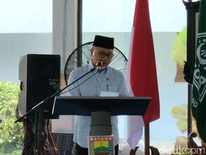 Zulhas Janji Dukung Pembangunan Pelabuhan Perikanan Nusantara di Batang