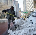 Potret New York Membeku, Suhu Minus 50 Derajat-Lautan Jadi Es