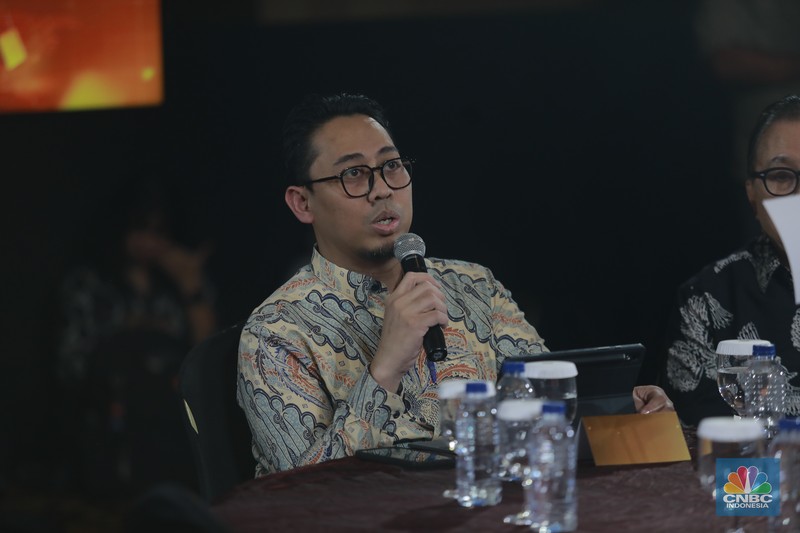 Deputi Bidang Koordinasi Energi &amp; Sumber Daya Mineral Kementerian Koordinator Bidang Perekonomian, Elen Setiadi menyampaikan paparan dalam acara Gold Outlook 2026 di Menara Bank Mega, Jakarta, Jumat (30/1/2026). (CNBC Indonesia/Muhammad Sabki)