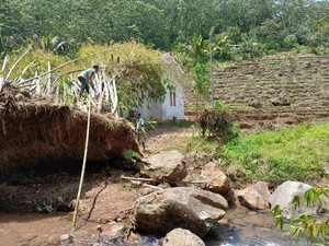 Cuaca Buruk, Homestay Wisata Air Terjun di Manggarai Barat NTT Rusak
