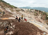 Tambang Mineral Strategis Longsor, 200 Orang Lebih Tewas Seketika