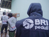 BRI Salurkan Bantuan Bagi Korban Bencana Longsor Cisarua Kab Bandung